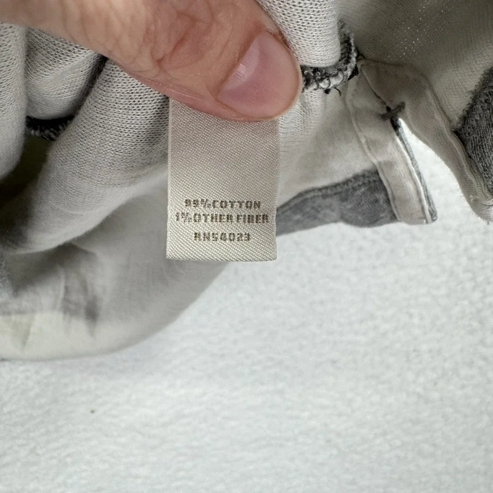 Banana Republic Shirt Mens L Gray Long Sleeve V Neck Sweatshirt  Classic Soft‎